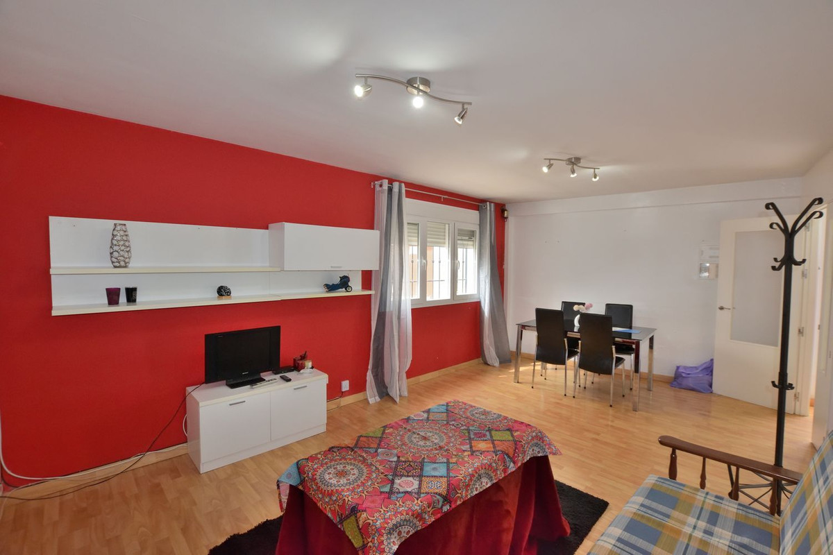 2 Bed Townhouse for sale in Cuevas Del Becerro Costa Del Sol, Málaga, Spain