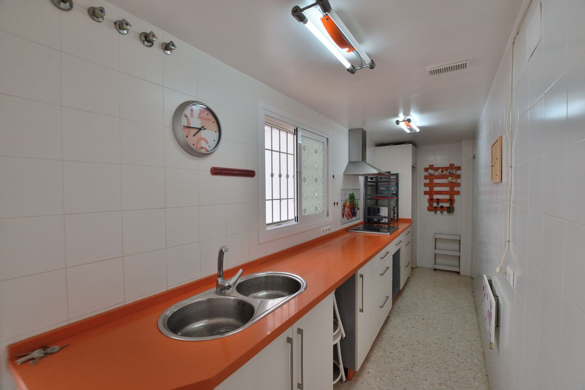 2 Bed Townhouse for sale in Cuevas Del Becerro Costa Del Sol, Málaga, Spain
