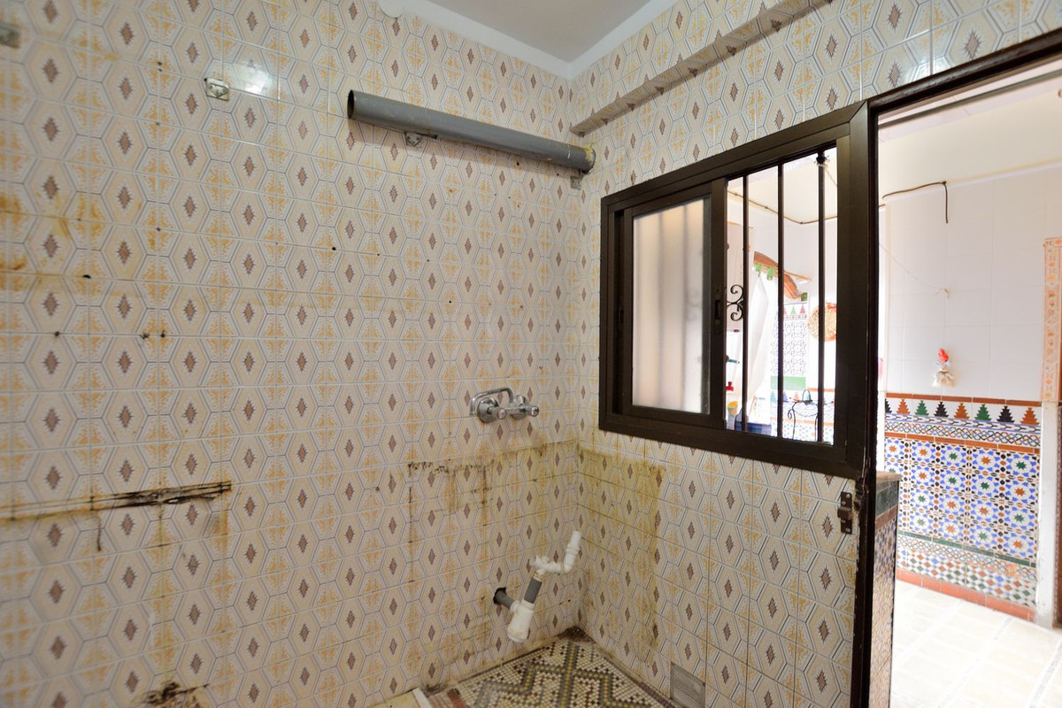 2 Bed Townhouse for sale in Ronda Costa Del Sol, Málaga, Spain