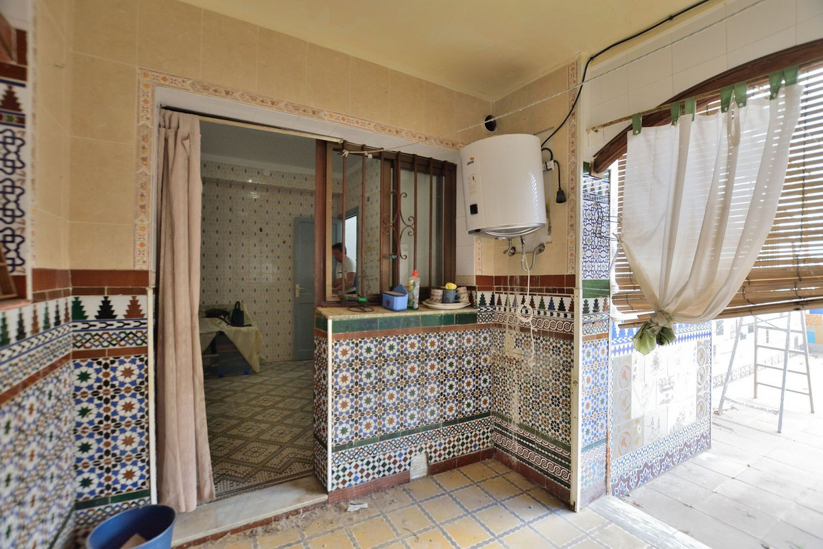 2 Bed Townhouse for sale in Ronda Costa Del Sol, Málaga, Spain