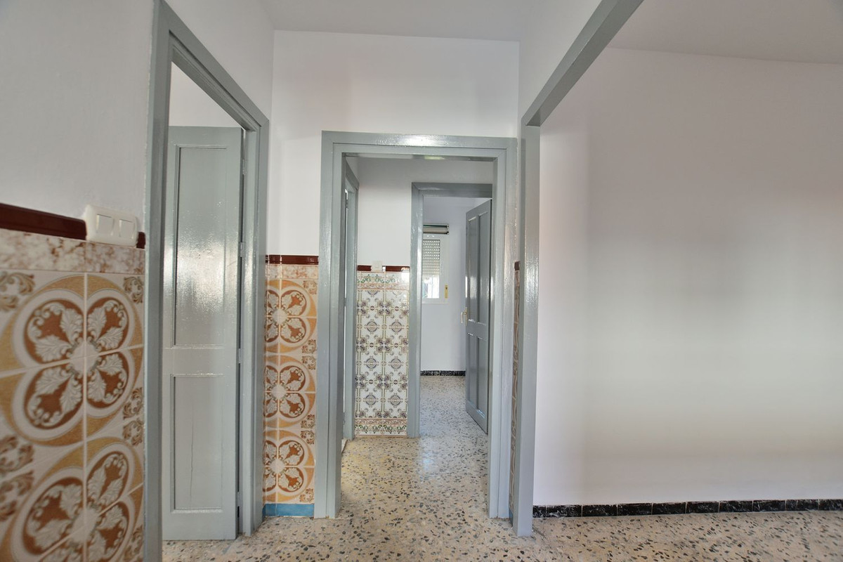 2 Bed Townhouse for sale in Ronda Costa Del Sol, Málaga, Spain