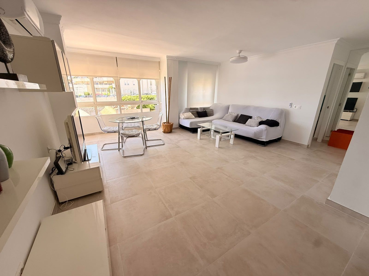 3 Bed Apartment for sale in Benalmadena Costa Del Sol, Málaga, Spain