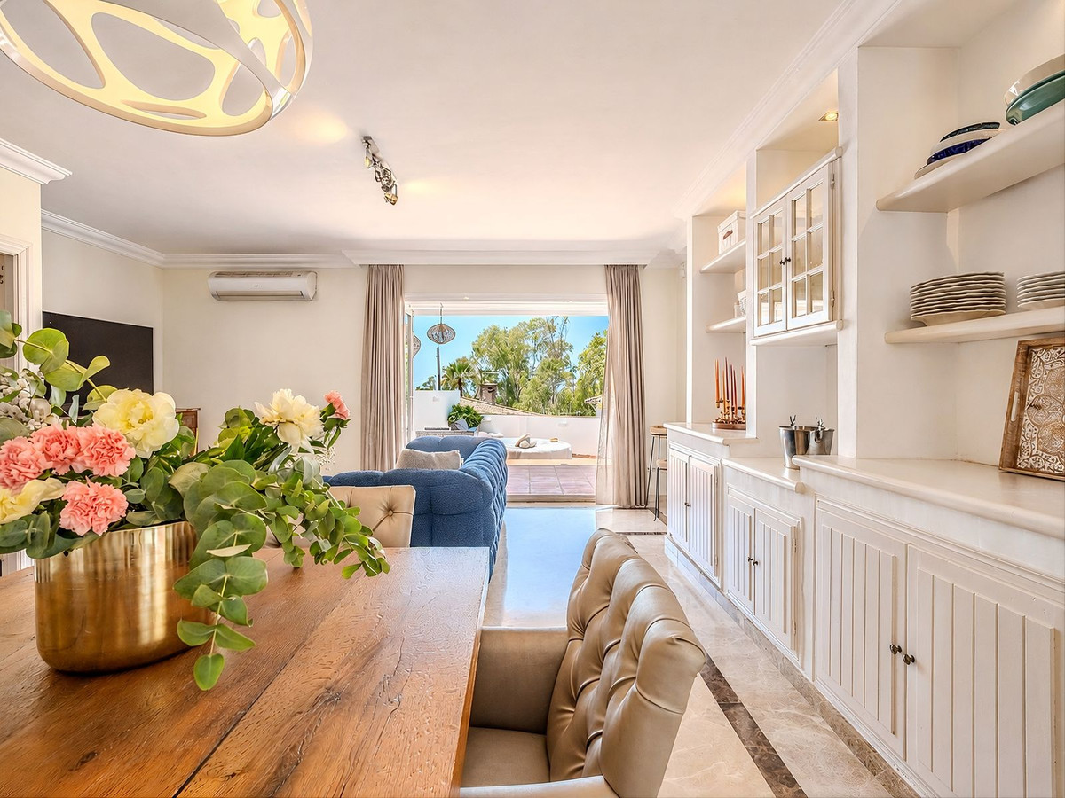 4 Bed Townhouse for sale in Nueva Andalucía Costa Del Sol, Málaga, Spain