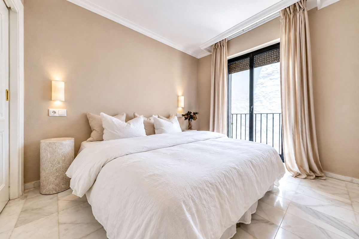 Se vende Apartamento Planta Media de 3 dormitorios en Costa Del Sol, Málaga, España