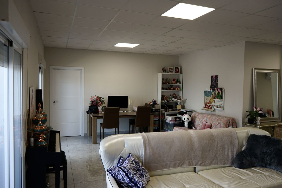 6 Bed Townhouse for sale in Marbella Costa Del Sol, Málaga, Spain