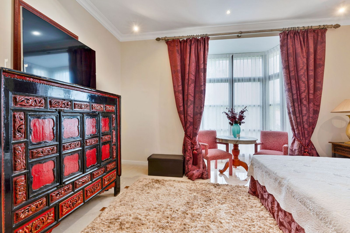 5 Bed Townhouse for sale in Guadalmina Baja Costa Del Sol, Málaga, Spain