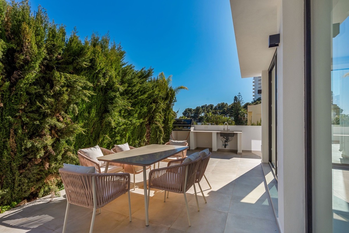3 Bed Townhouse for sale in Nueva Andalucía Costa Del Sol, Málaga, Spain