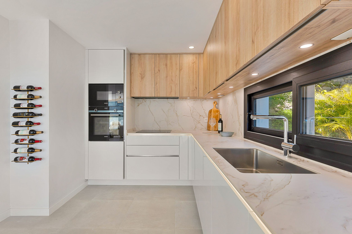 3 Bed Townhouse for sale in Nueva Andalucía Costa Del Sol, Málaga, Spain