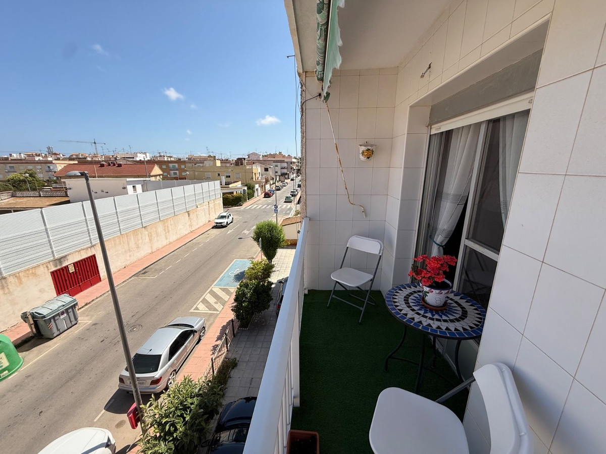 Se vende Apartamento Planta Media de 3 dormitorios en Costa Calida, Murcia, España