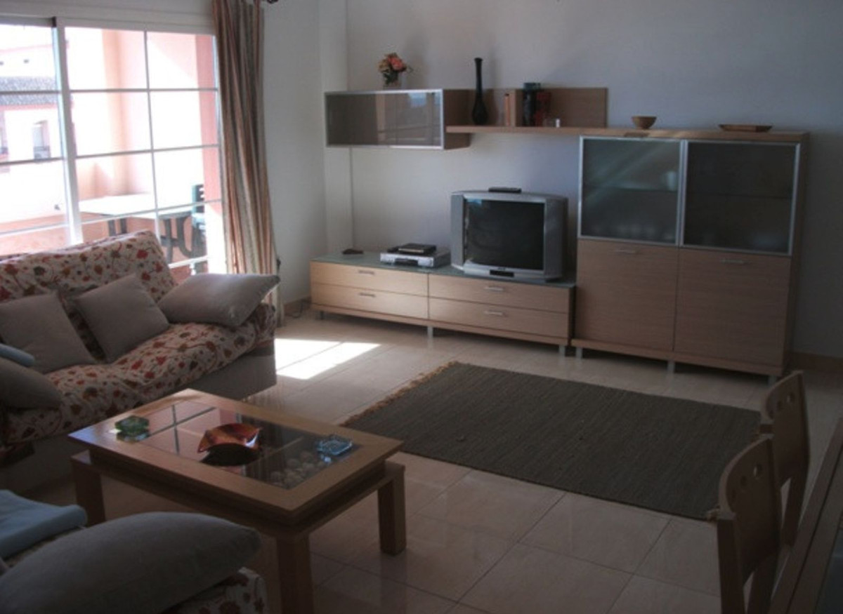 Se vende Apartamento Planta Media de 2 dormitorios en Costa Del Sol, Málaga, España
