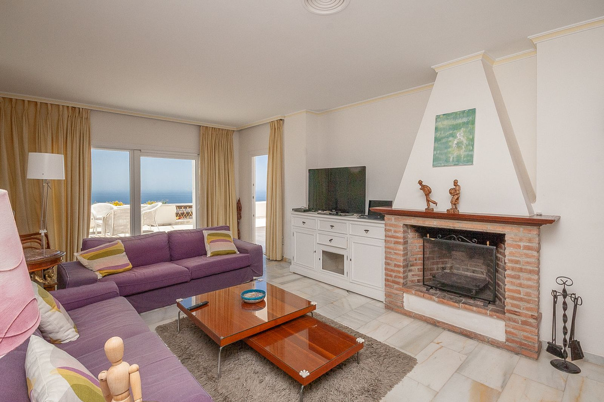 Se vende Apartamento Planta Media de 3 dormitorios en Costa Del Sol, Málaga, España