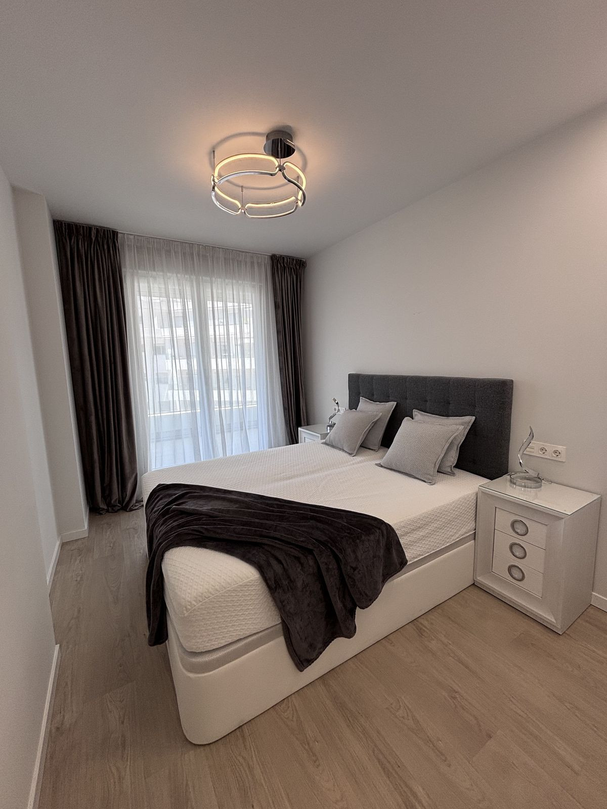 Se vende Apartamento Planta Media de 3 dormitorios en Costa Del Sol, Málaga, España