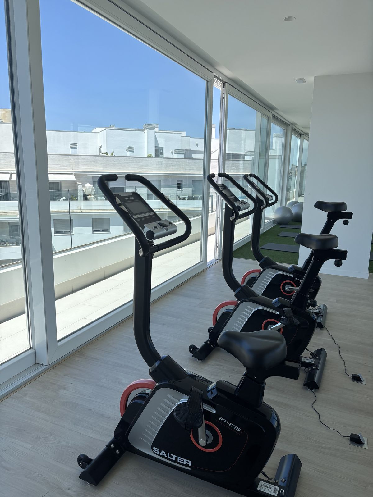 Se vende Apartamento Planta Media de 3 dormitorios en Costa Del Sol, Málaga, España