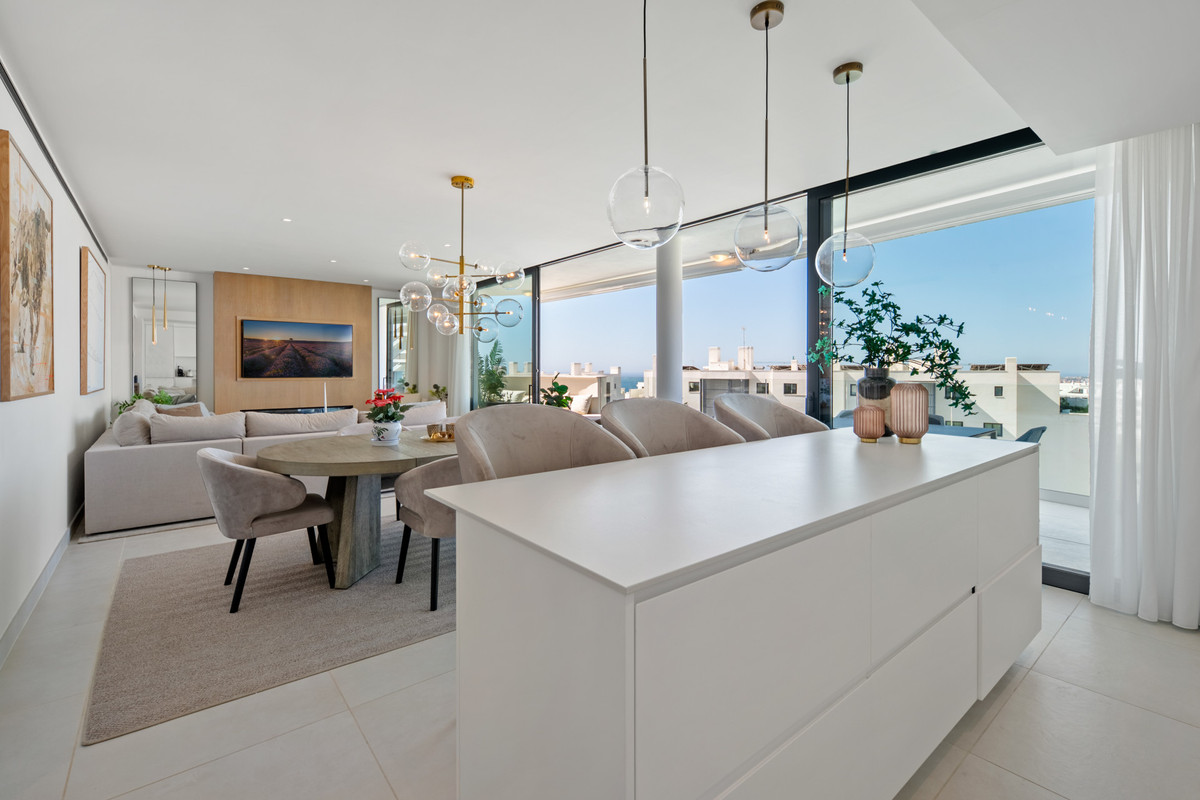 Se vende Apartamento Planta Media de 3 dormitorios en Costa Del Sol, Málaga, España