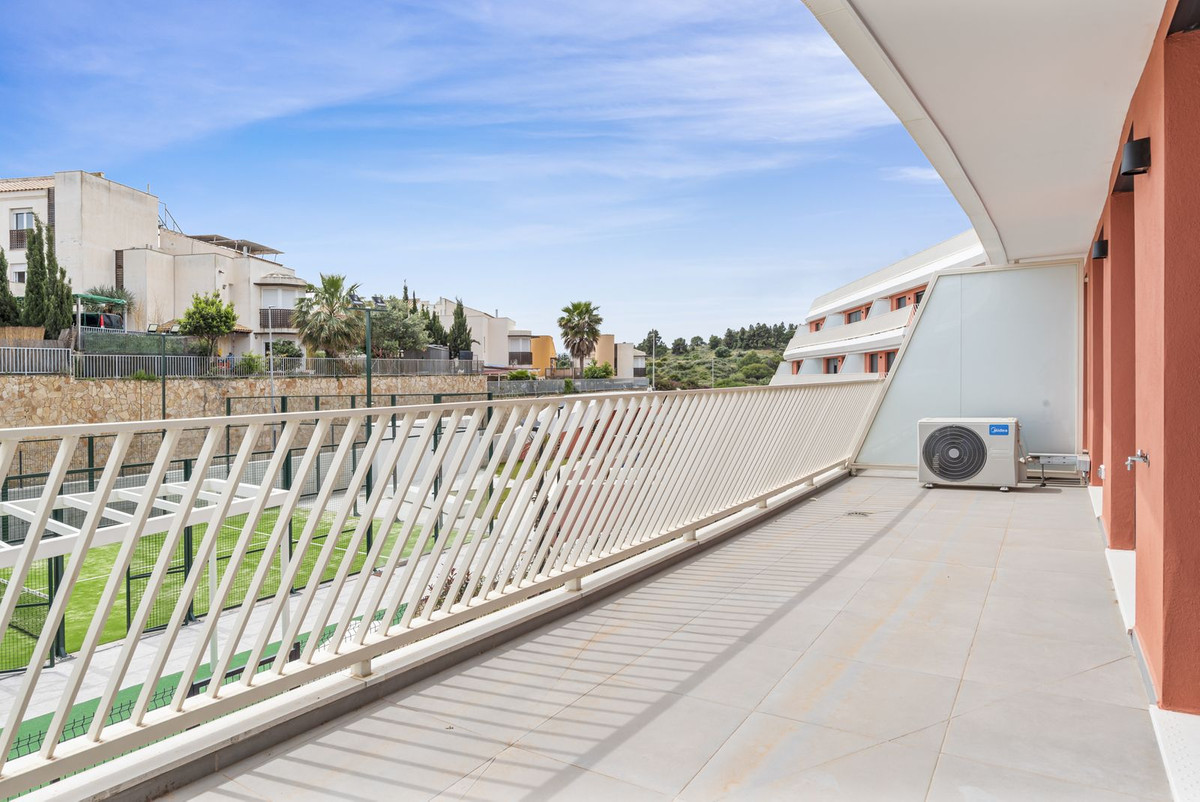2 Bed Apartment for sale in Mijas Costa Del Sol, Málaga, Spain