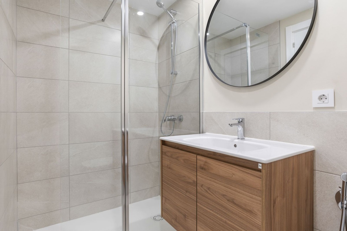 2 Bed Apartment for sale in Mijas Costa Del Sol, Málaga, Spain
