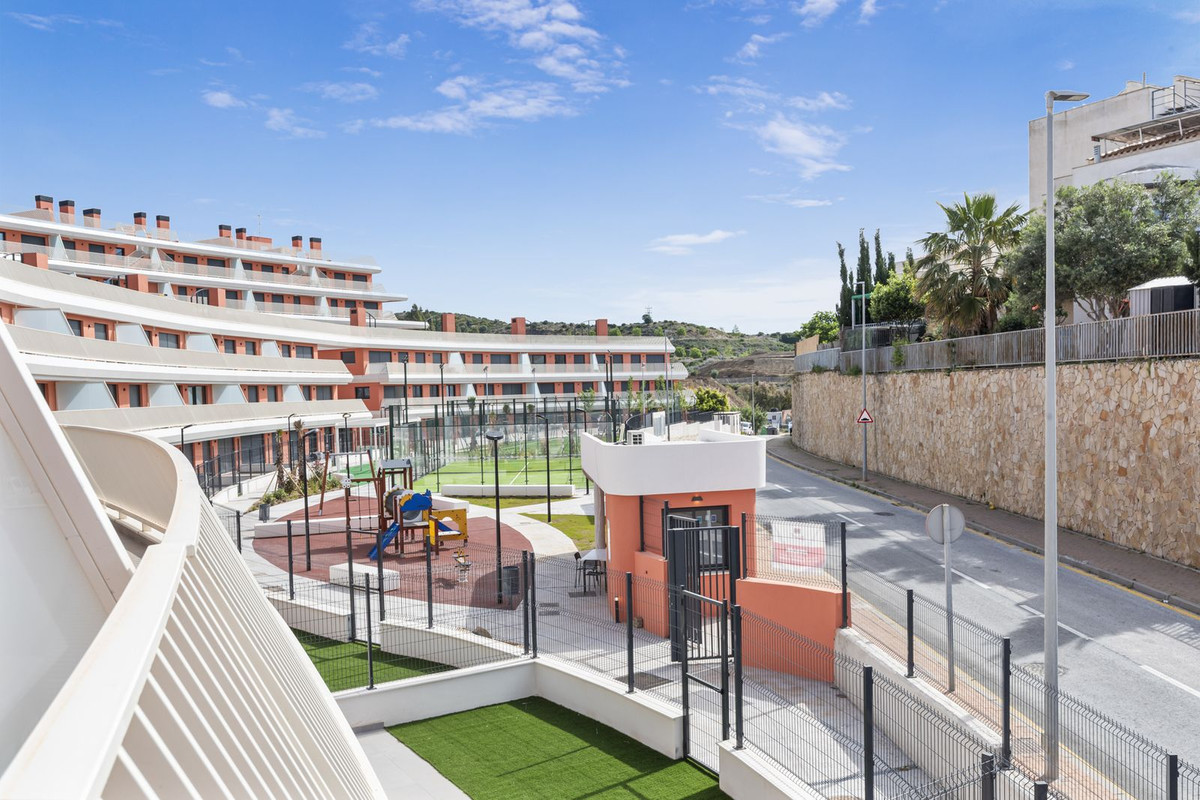 2 Bed Apartment for sale in Mijas Costa Del Sol, Málaga, Spain