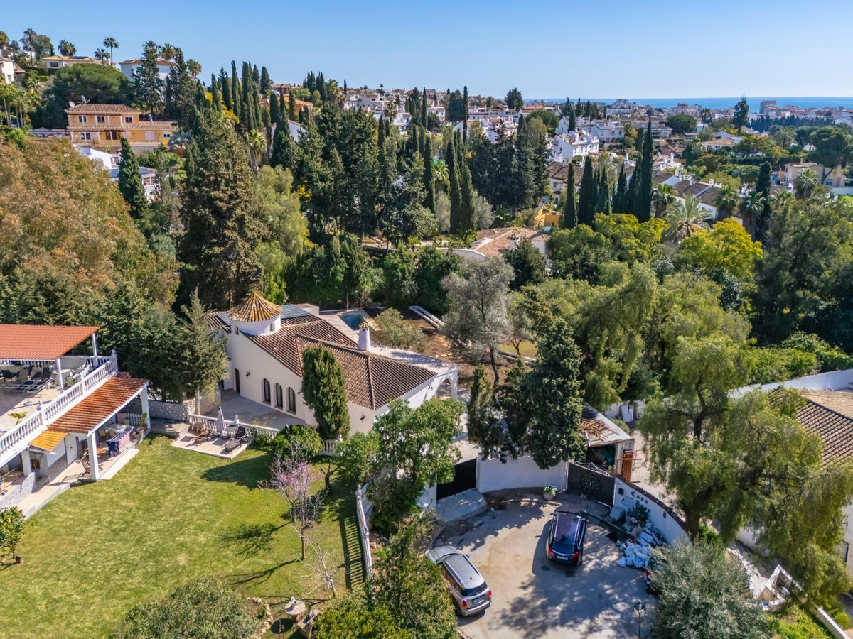 Se vende Villa - Chalet de 4 dormitorios en Costa Del Sol, Málaga, España