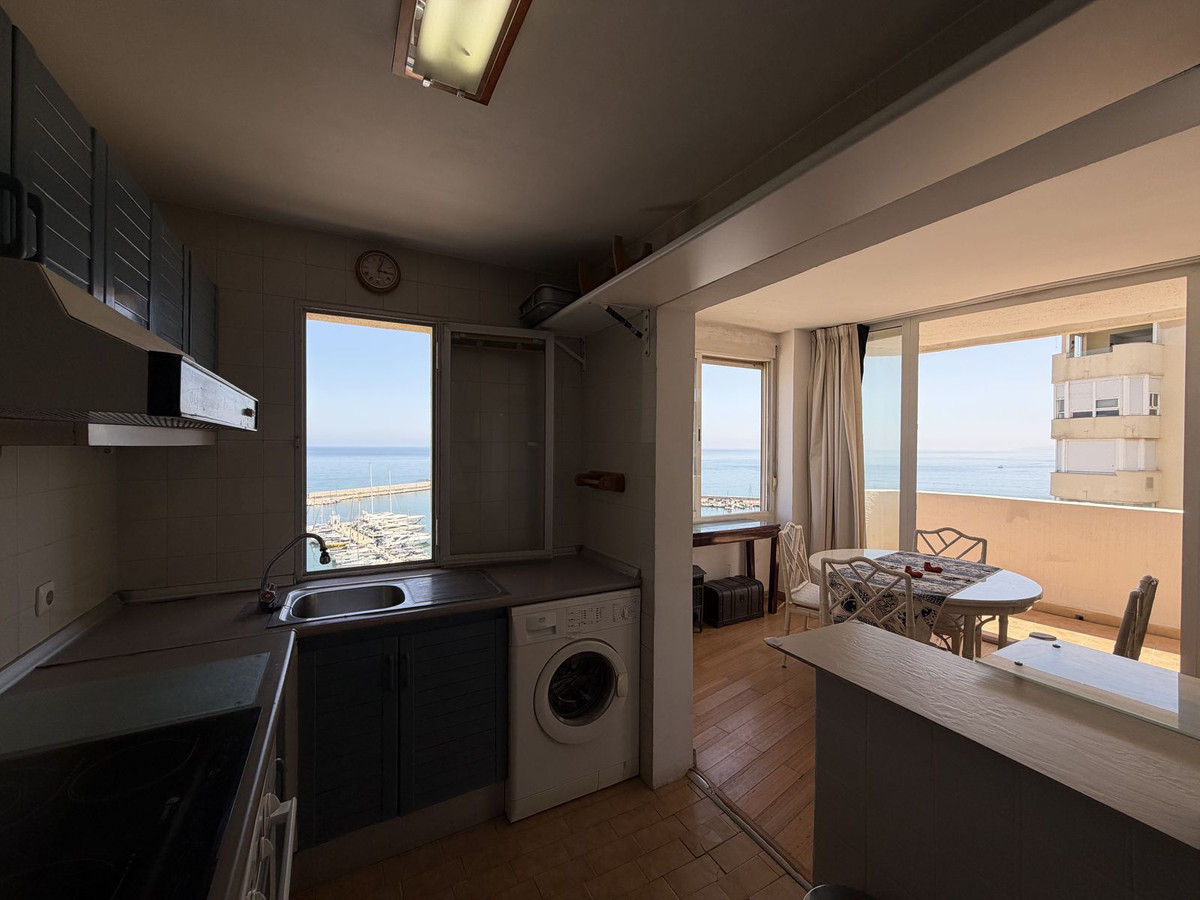 2 Bed Apartment for sale in Estepona Costa Del Sol, Málaga, Spain
