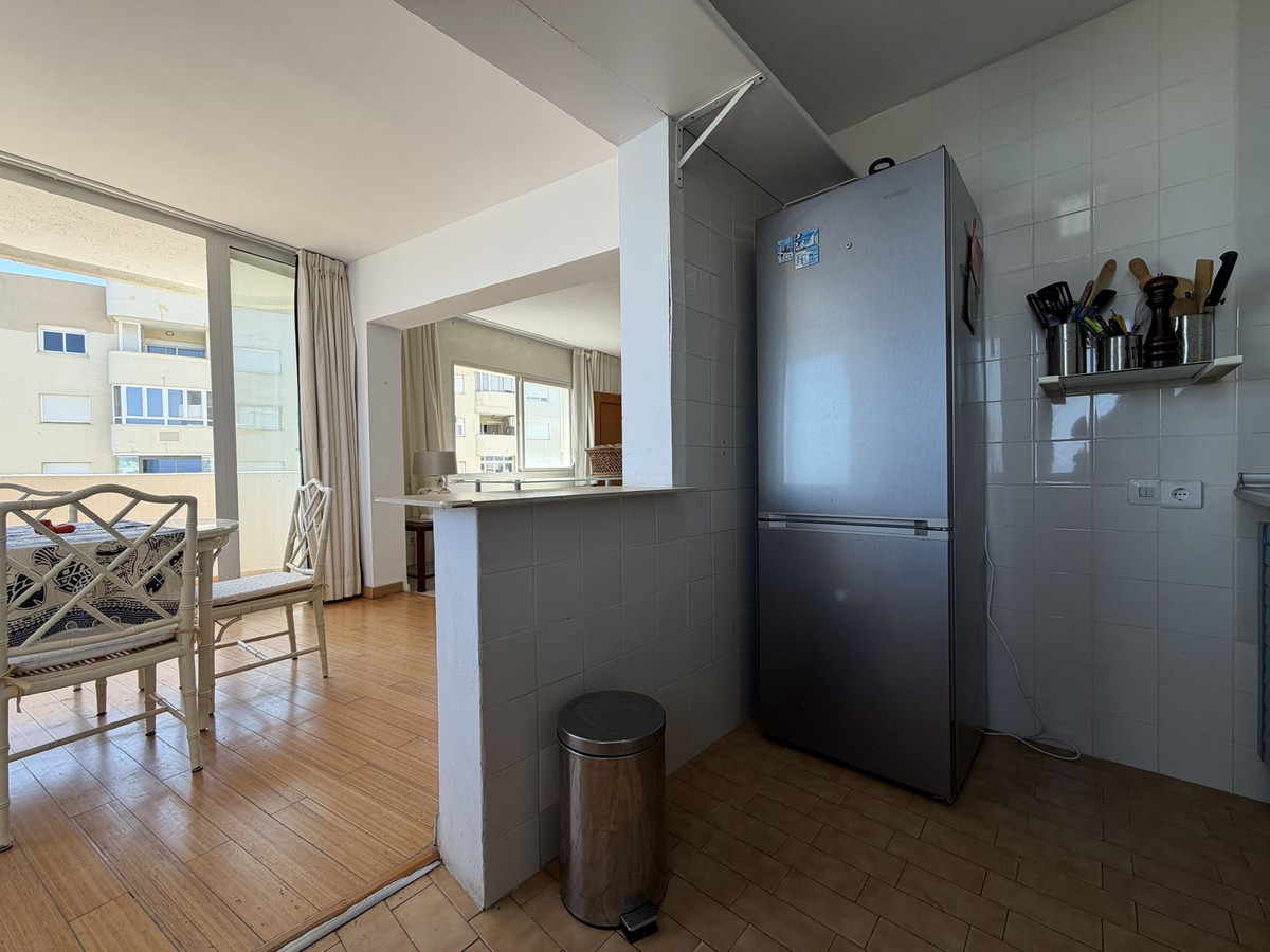 2 Bed Apartment for sale in Estepona Costa Del Sol, Málaga, Spain