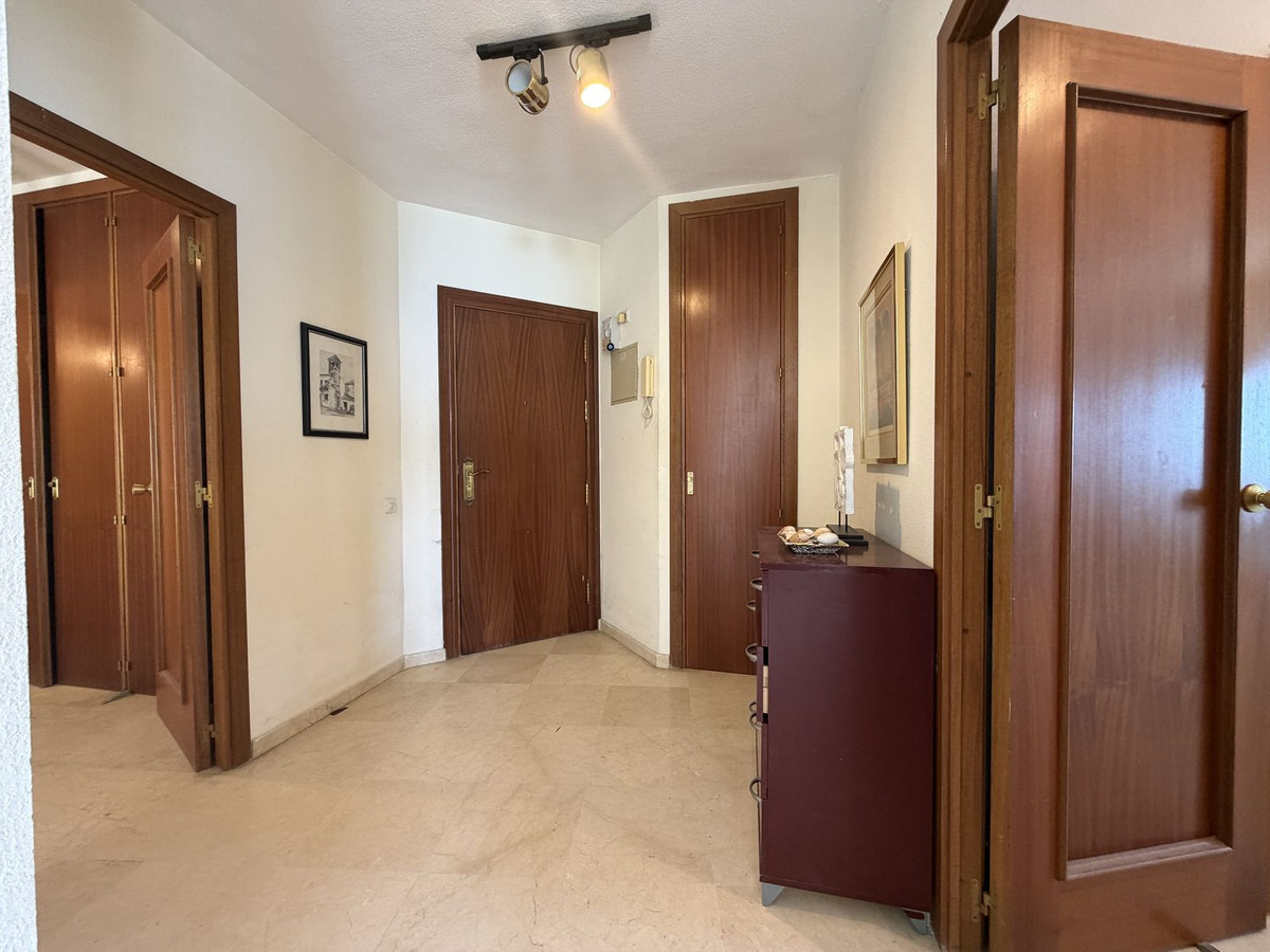2 Bed Apartment for sale in Estepona Costa Del Sol, Málaga, Spain