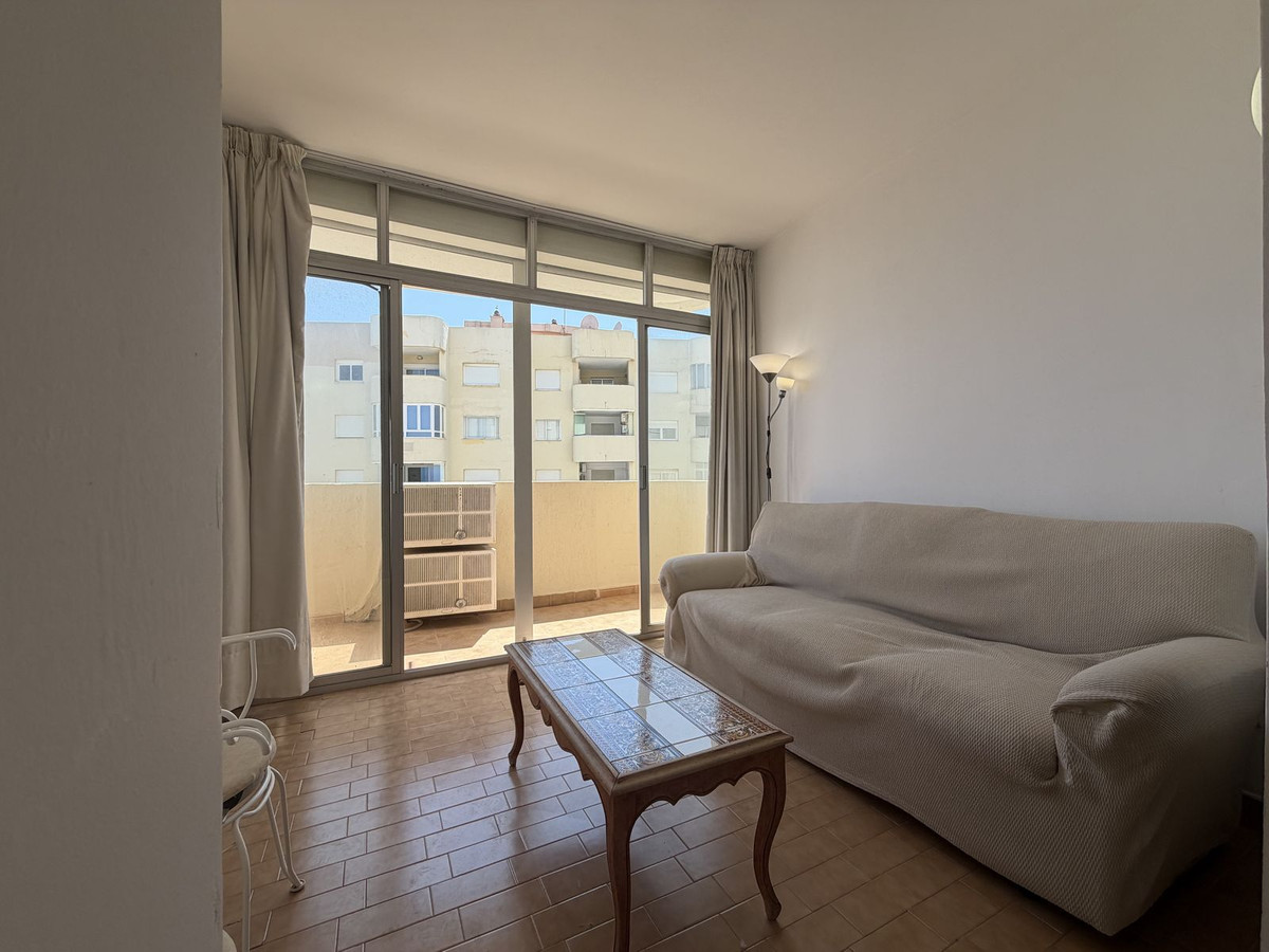 2 Bed Apartment for sale in Estepona Costa Del Sol, Málaga, Spain