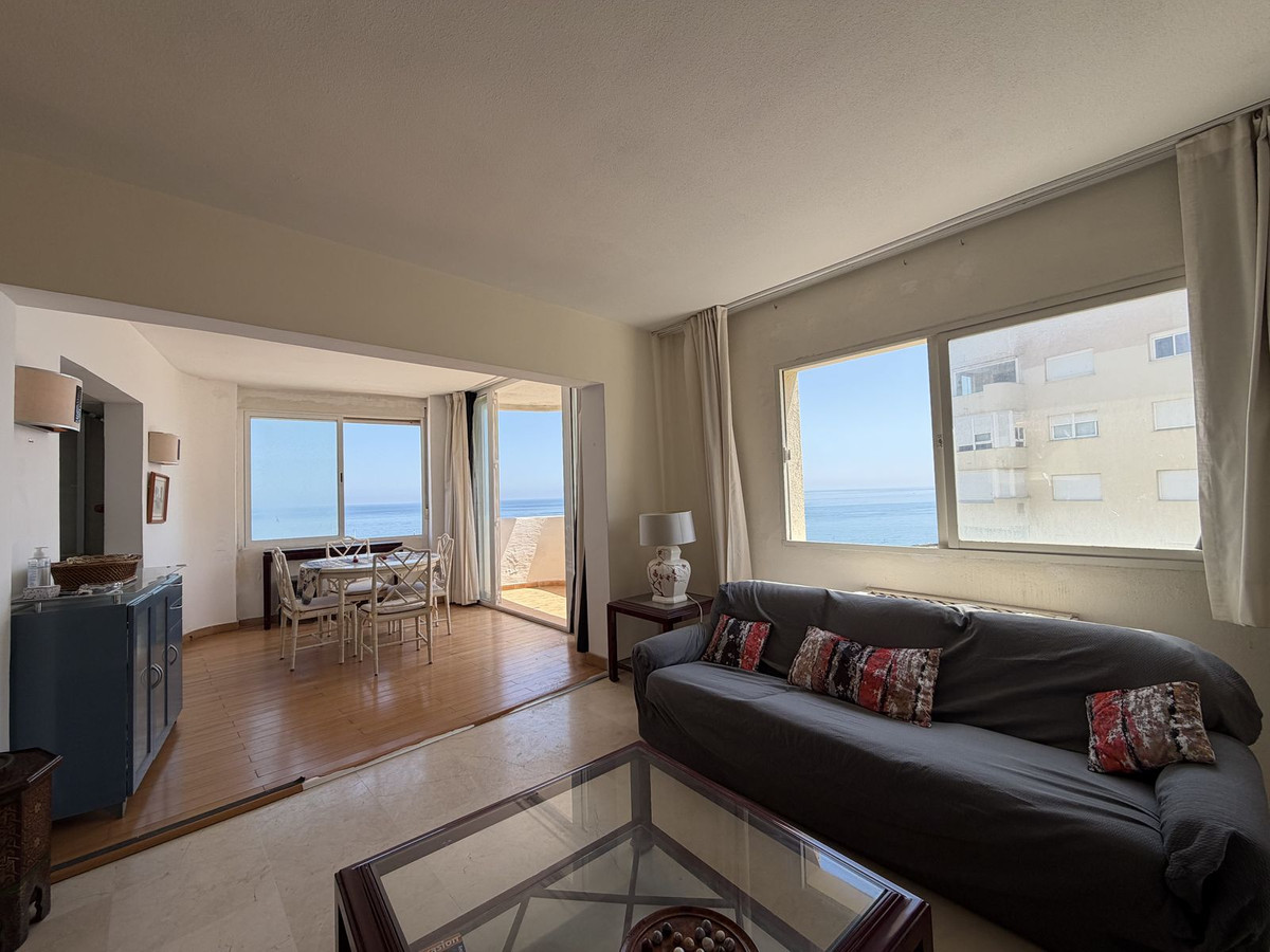 2 Bed Apartment for sale in Estepona Costa Del Sol, Málaga, Spain