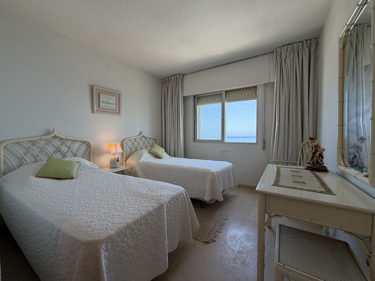 2 Bed Apartment for sale in Estepona Costa Del Sol, Málaga, Spain