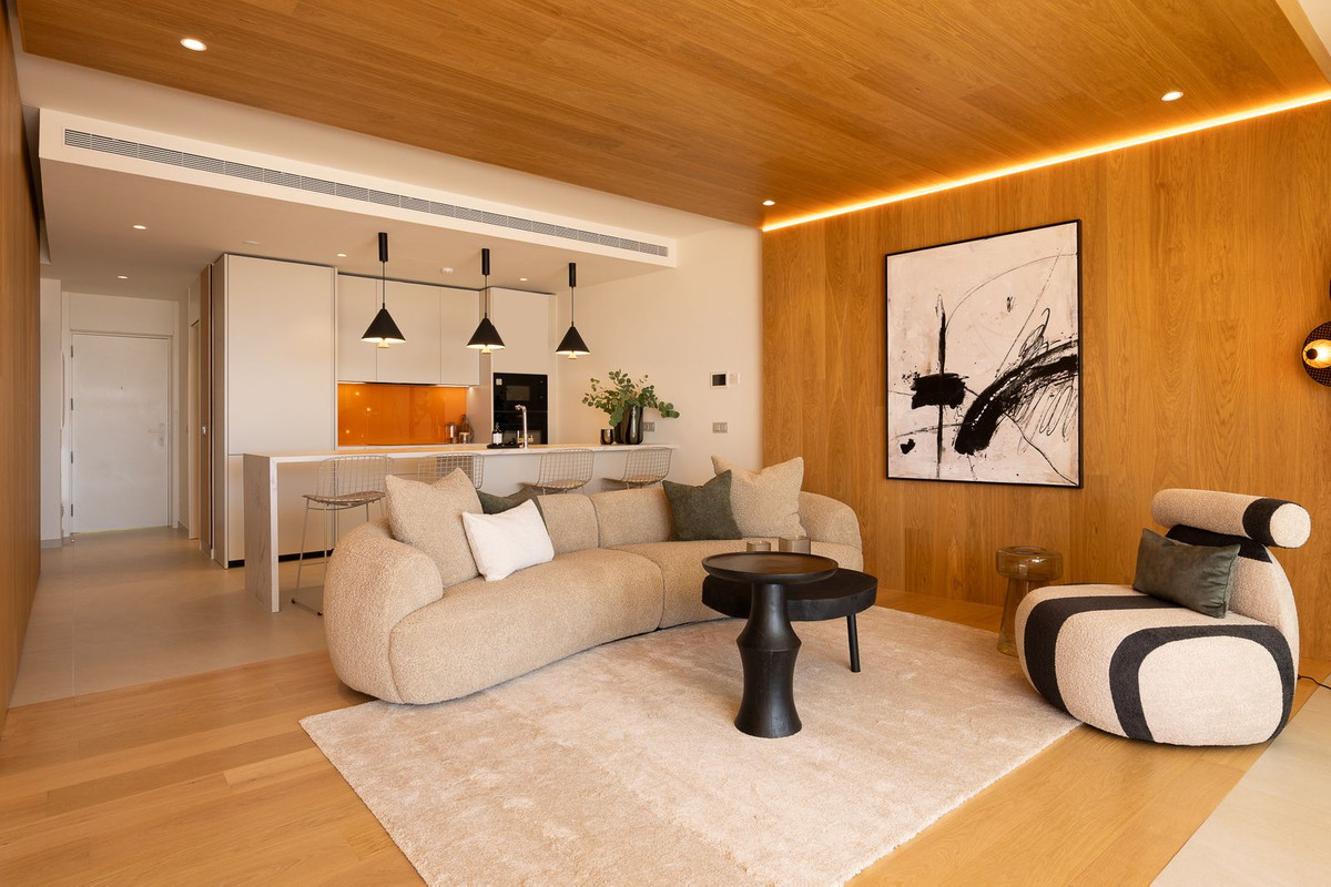 2 Bed Apartment for sale in Fuengirola Costa Del Sol, Málaga, Spain