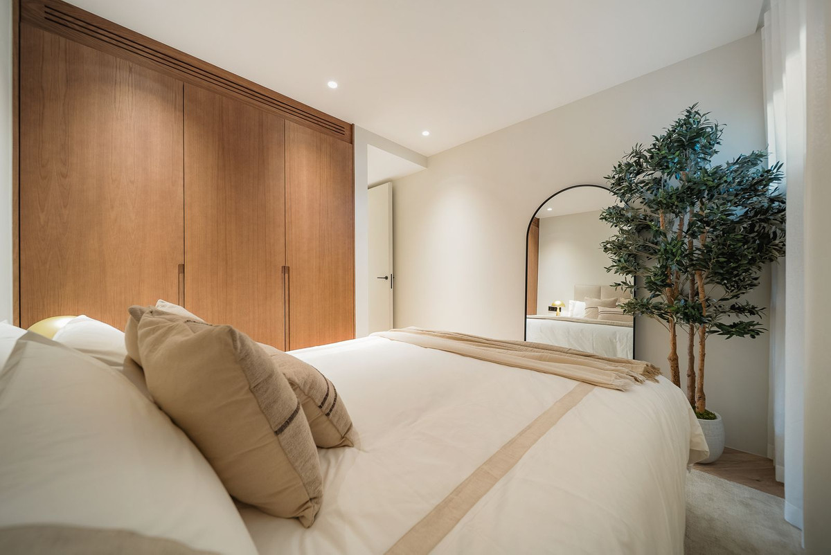 3 Bed Apartment for sale in Marbella Costa Del Sol, Málaga, Spain