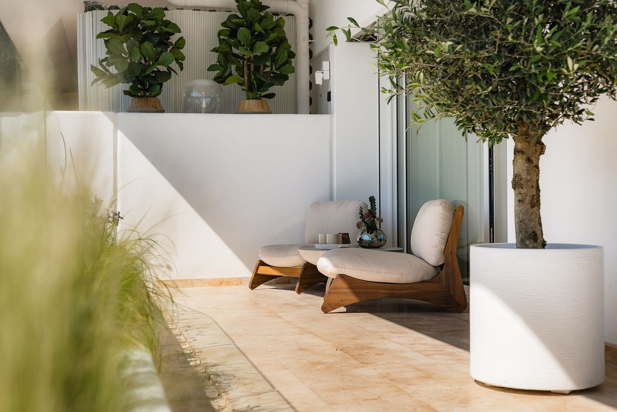 3 Bed Apartment for sale in Marbella Costa Del Sol, Málaga, Spain