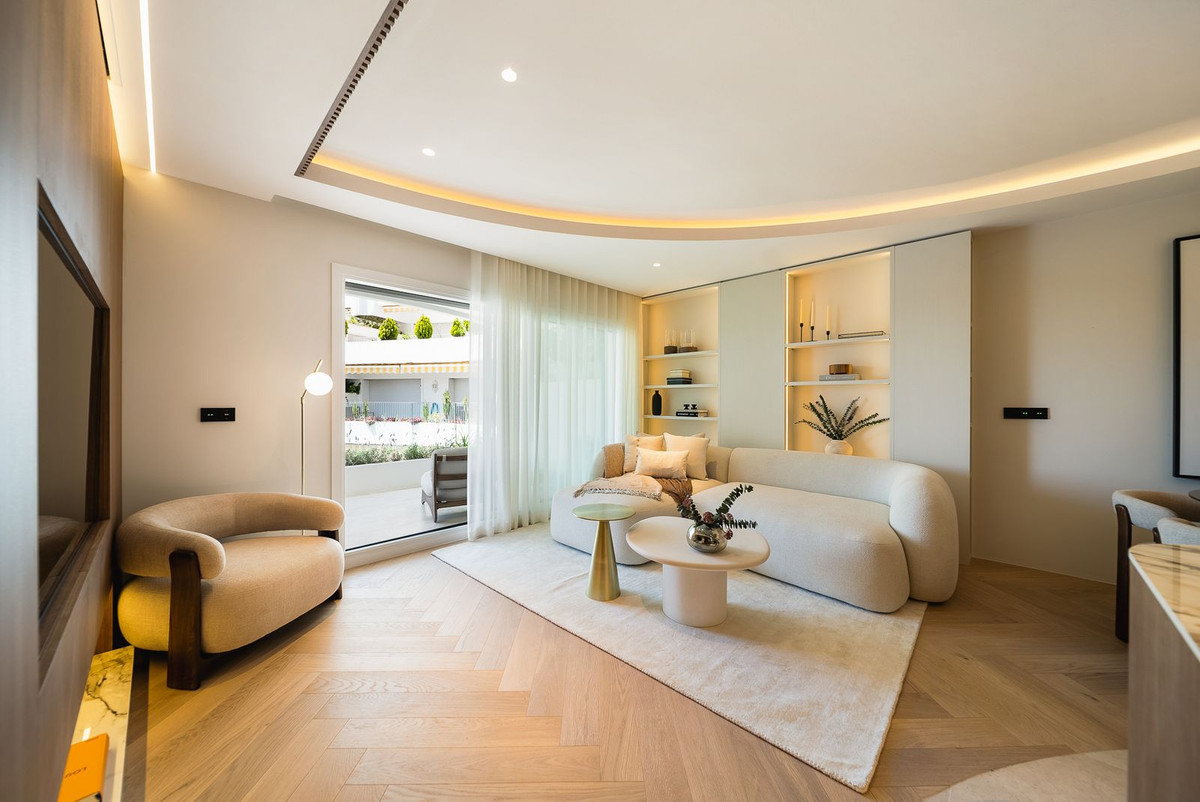 3 Bed Apartment for sale in Marbella Costa Del Sol, Málaga, Spain