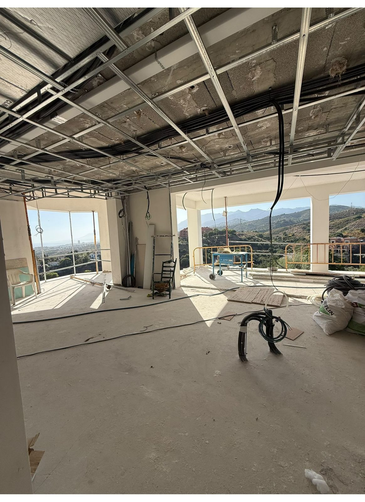 Se vende Villa - Chalet de 5 dormitorios en Costa Del Sol, Málaga, España
