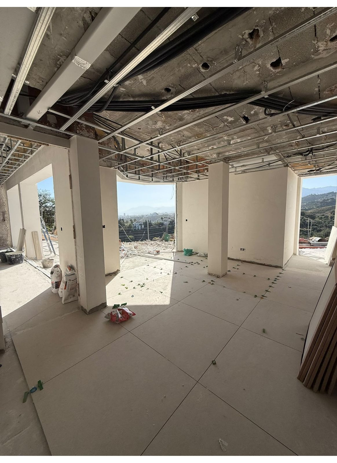 Se vende Villa - Chalet de 5 dormitorios en Costa Del Sol, Málaga, España