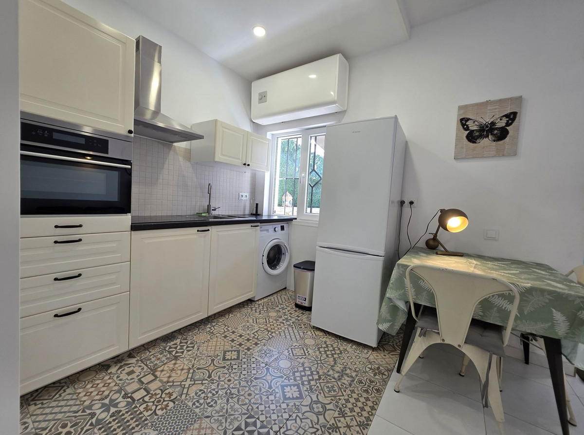 Se vende Adosada de 1 dormitorios en Costa Del Sol, Málaga, España