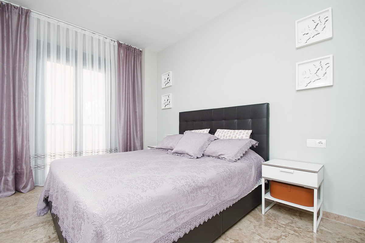 3 Bed Apartment for sale in San Pedro De Alcántara Costa Del Sol, Málaga, Spain