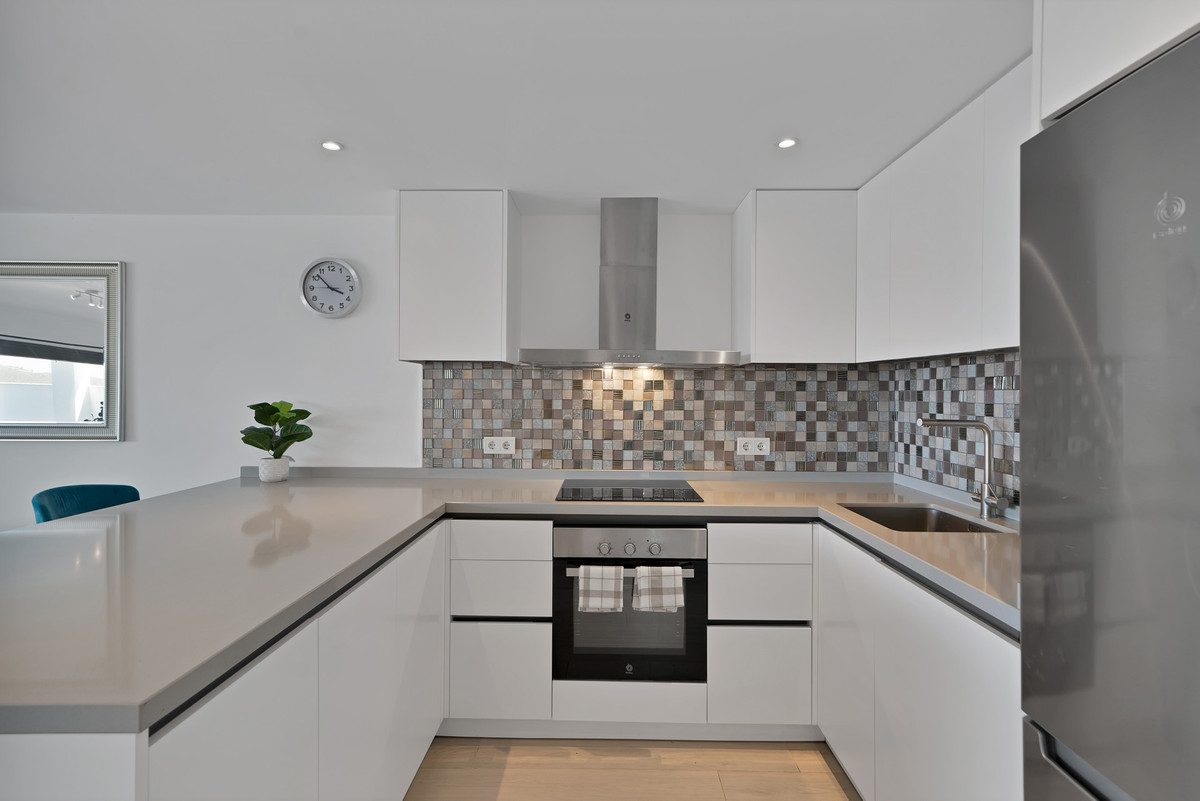 4 Bed Townhouse for sale in La Mairena Costa Del Sol, Málaga, Spain