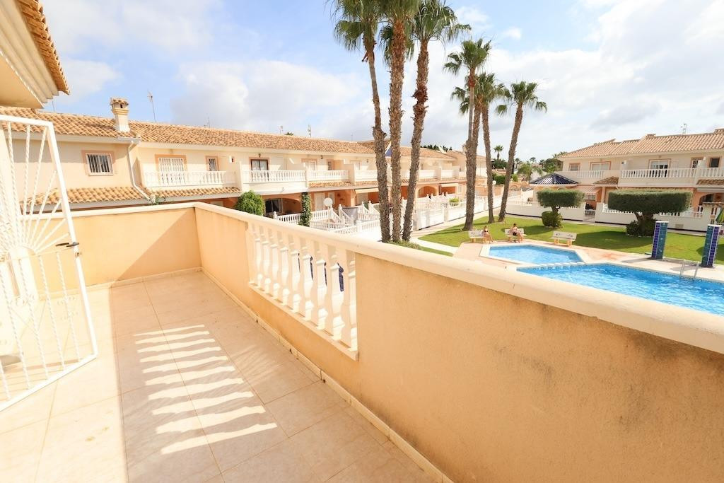 5 Bed Townhouse for sale in Dona Pepa Costa Blanca, Alicante, Spain