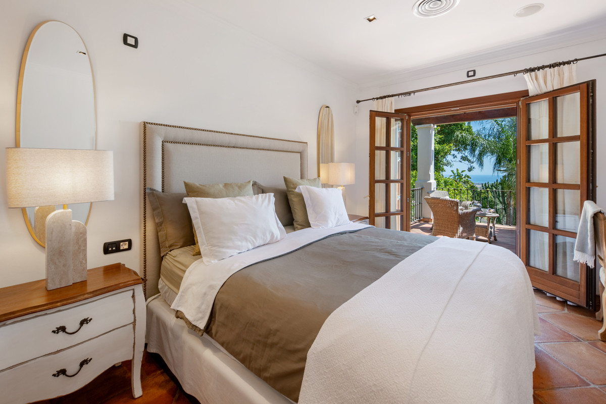 4 Bed Townhouse for sale in El Madroñal Costa Del Sol, Málaga, Spain