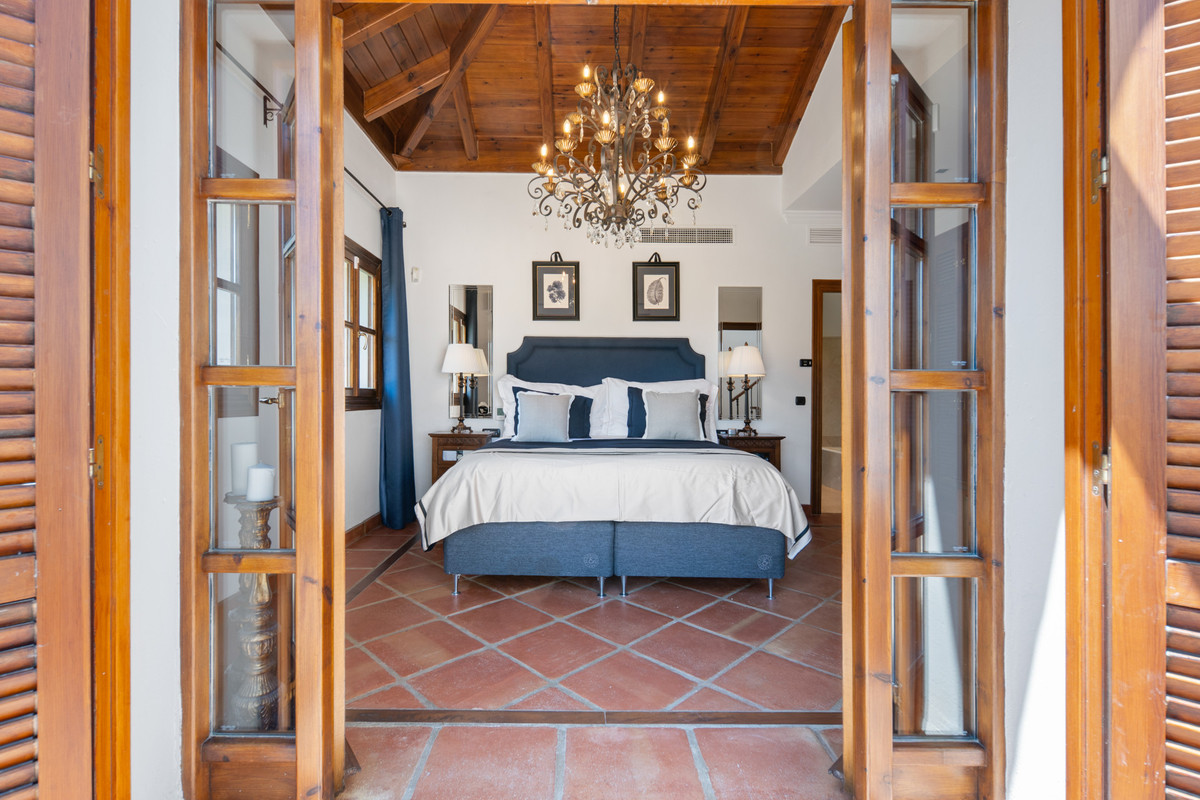 4 Bed Townhouse for sale in El Madroñal Costa Del Sol, Málaga, Spain