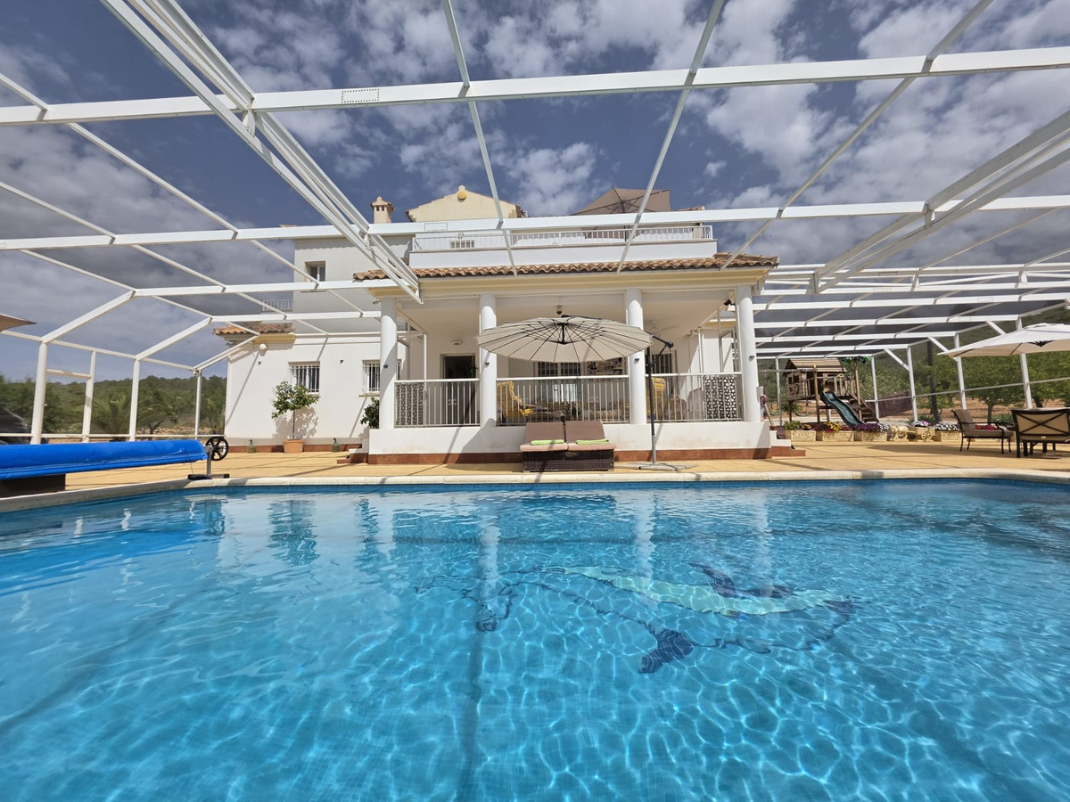 3 Bed Townhouse for sale in Lel Costa Blanca, Alicante, Spain