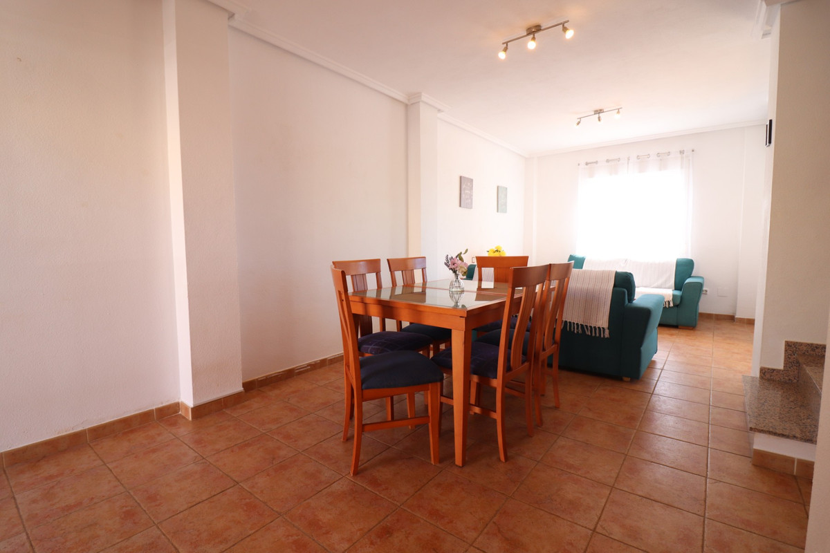 Se vende Villa - Chalet de 3 dormitorios en Costa Blanca, Alicante, España