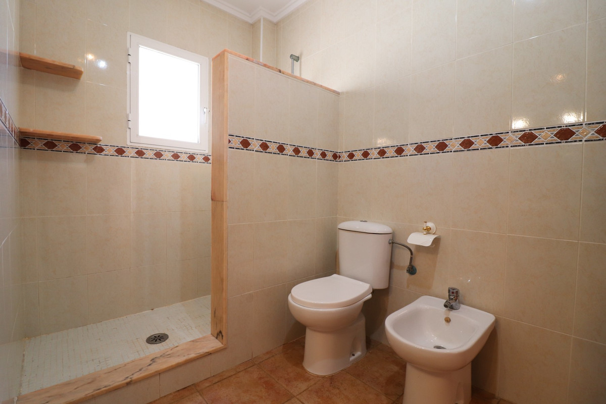 Se vende Villa - Chalet de 3 dormitorios en Costa Blanca, Alicante, España