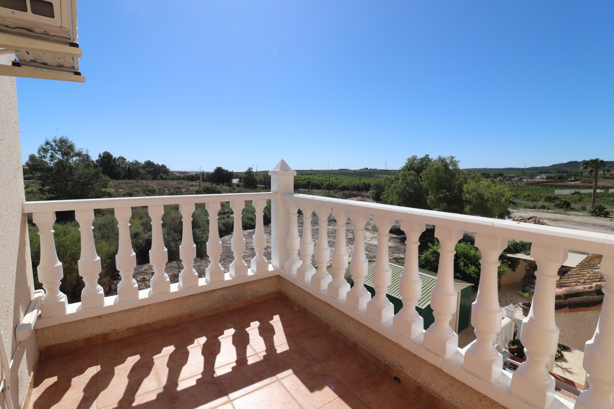 Se vende Villa - Chalet de 3 dormitorios en Costa Blanca, Alicante, España