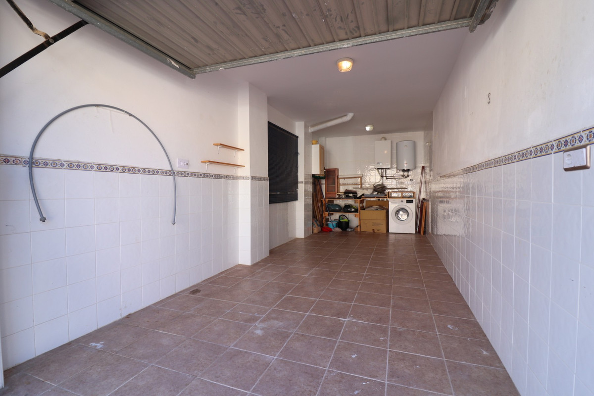 Se vende Villa - Chalet de 3 dormitorios en Costa Blanca, Alicante, España