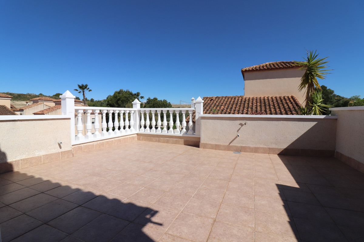 Se vende Villa - Chalet de 3 dormitorios en Costa Blanca, Alicante, España