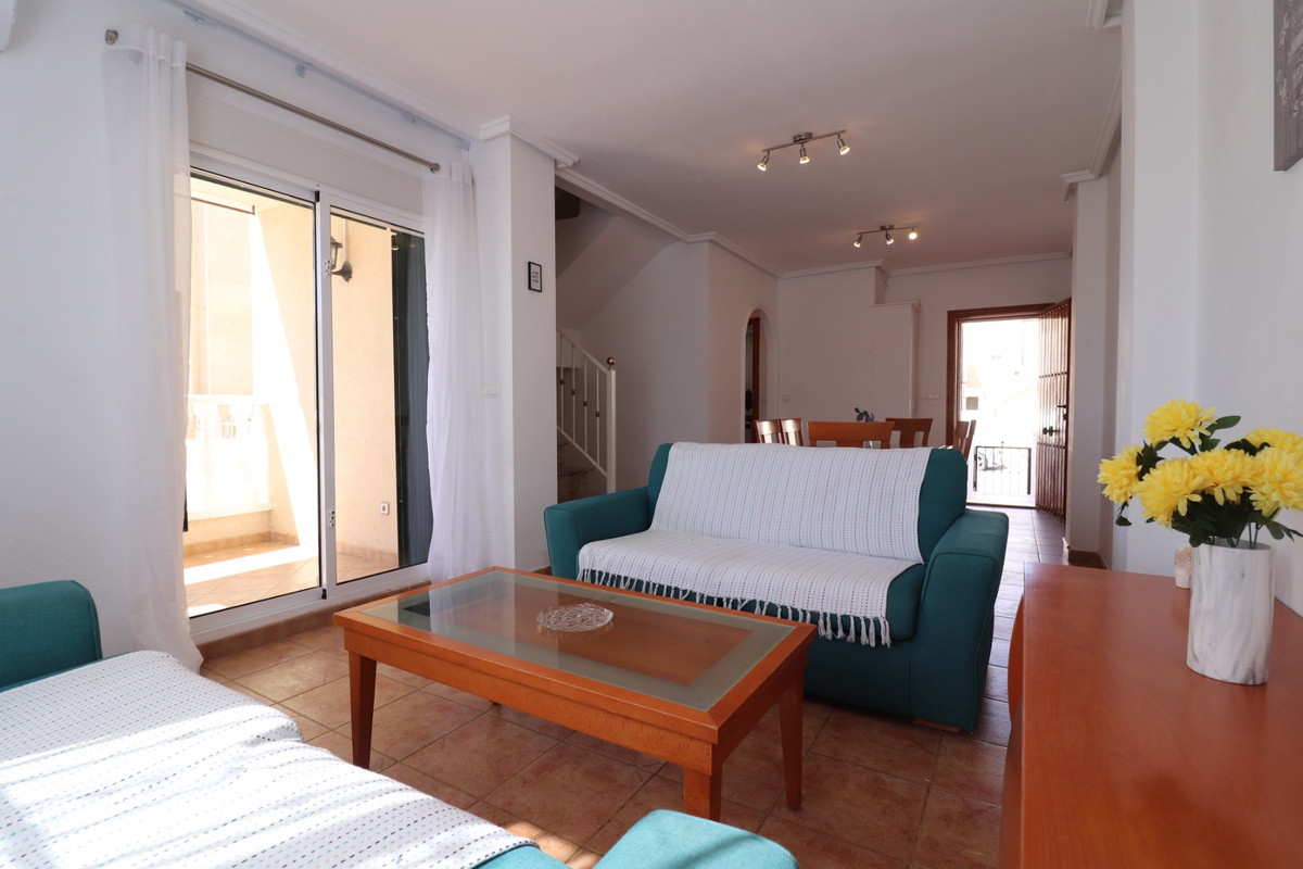 Se vende Villa - Chalet de 3 dormitorios en Costa Blanca, Alicante, España