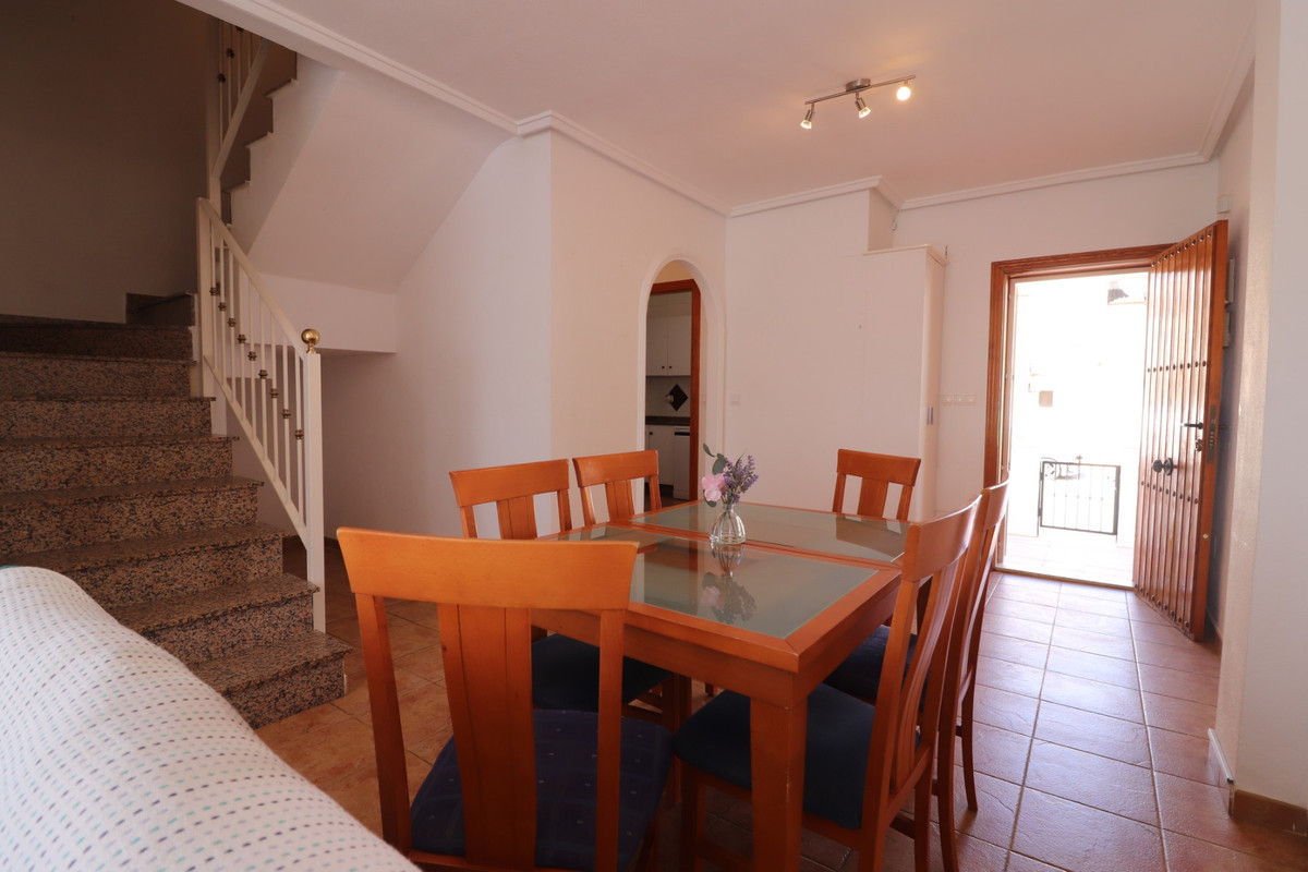Se vende Villa - Chalet de 3 dormitorios en Costa Blanca, Alicante, España