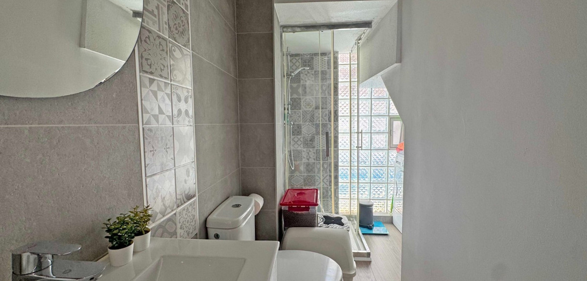 2 Bed Townhouse for sale in Villamartin Costa Blanca, Alicante, Spain