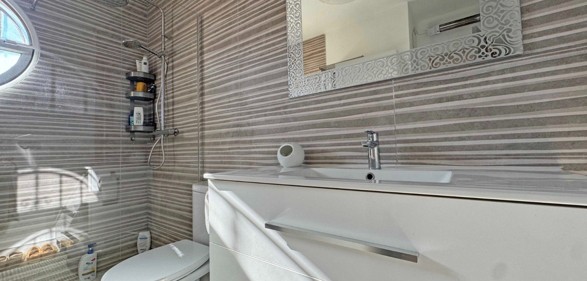 2 Bed Townhouse for sale in Villamartin Costa Blanca, Alicante, Spain